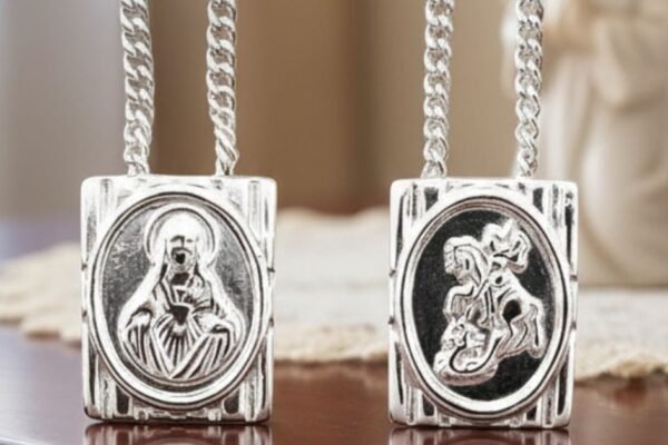 Escapulário São Jorge e Sagrado Coração em Prata