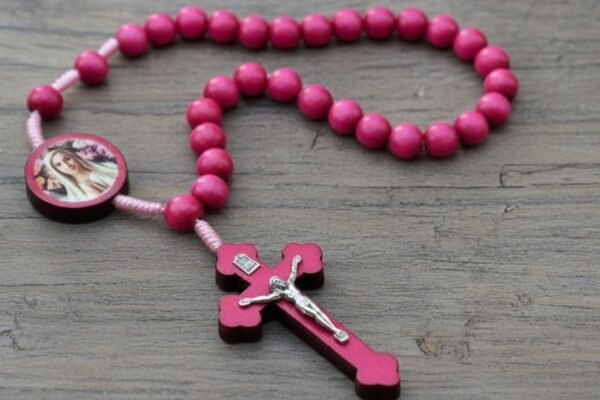 Terço Nossa Senhora de Fátima em Madeira Rosa