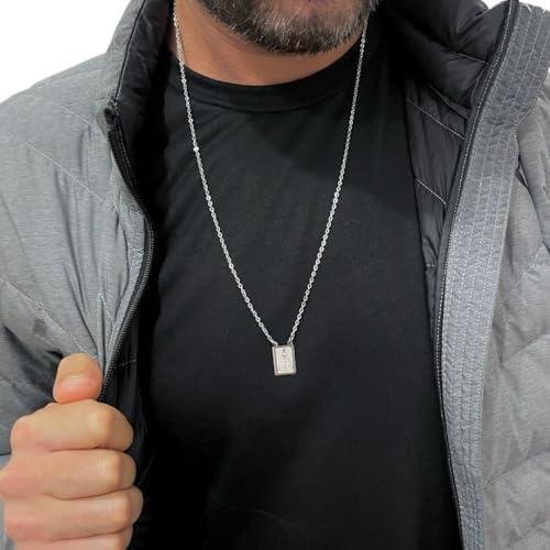 Escapulário Jesus e Aparecida em Aço Inox — eu sei como é difícil achar um presente que una fé, estilo e qualidade.