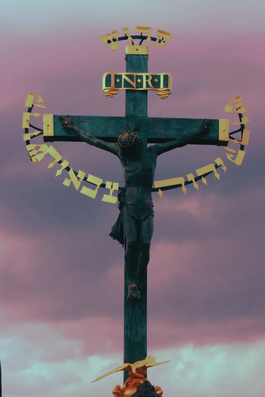 Isaías 53: o Messias na Cruz por Nós